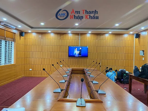 Hình ảnh lắp đặt hệ thống âm thanh phòng họp tại UBND xã Thanh Trù